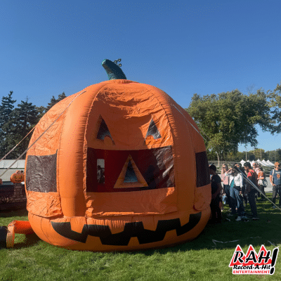 Pumpkin Moonwalk (4)