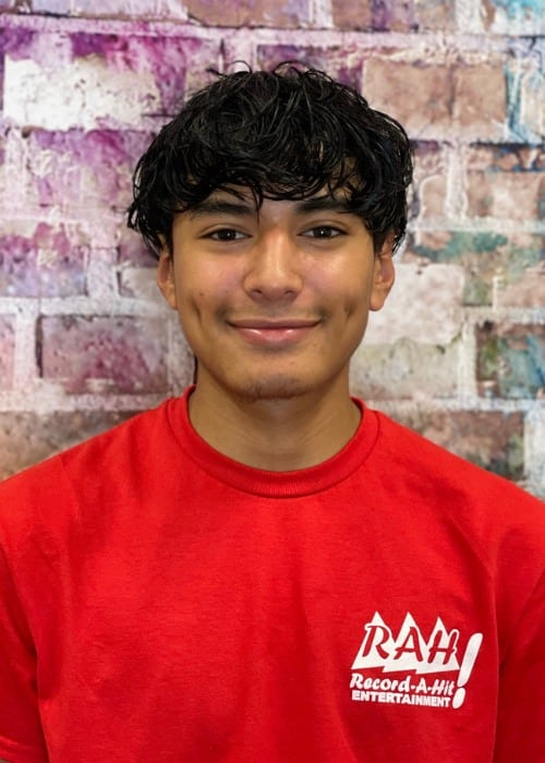 Ethan Romero Recordahit Staff Ethan Romero Recordahit Staff