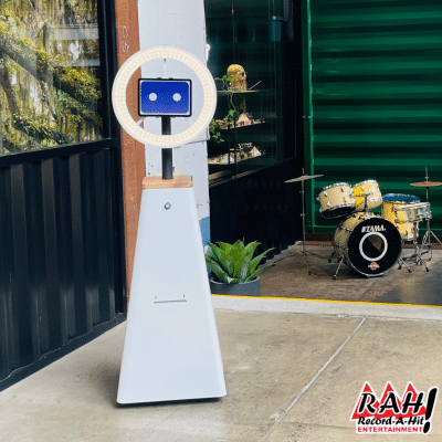 Selfiebot